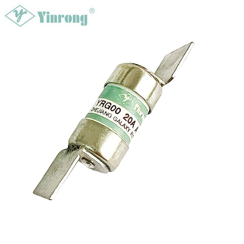 Cầu chì thẻ bù đắp 240V 20A YRG00 BS88