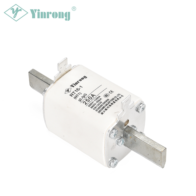 Cầu chì HRC 690VAC 250A NT1